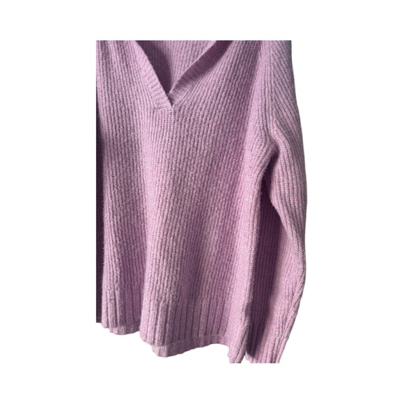 American Eagle Purple Pullover V-Neck With Collar Sweater - XS-oversized - Picture 5 of 6